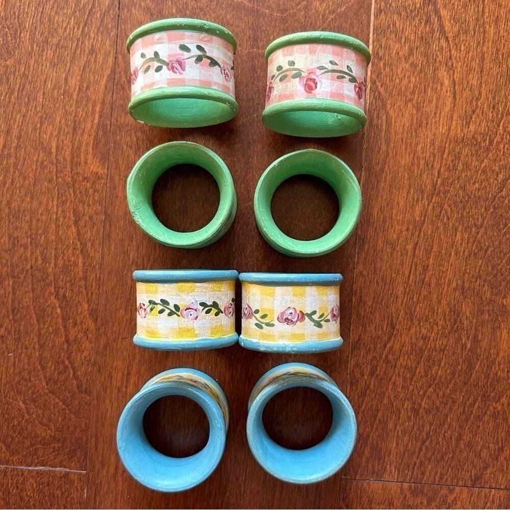 Vintage Cottagecore Hand Painted Wood Napkin Rings, Floral Paytern, Set of 8